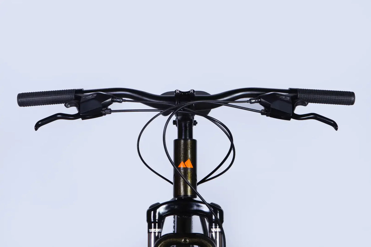 Велосипед AL 29" Discovery BASTION DD CS рама-17" коричневий 2025